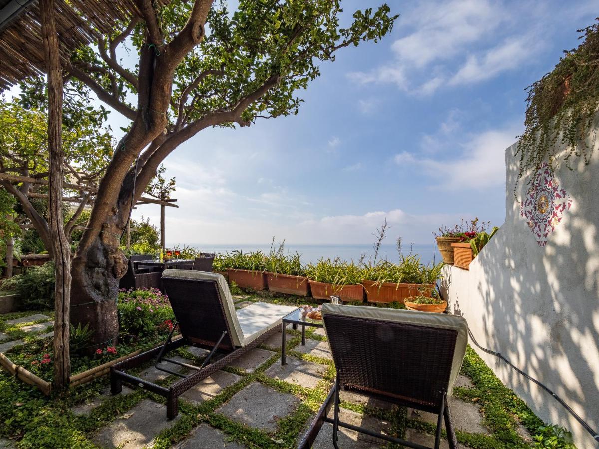 Scorcio D' Oltremare - Sea View Apt In Позитано Екстериор снимка
